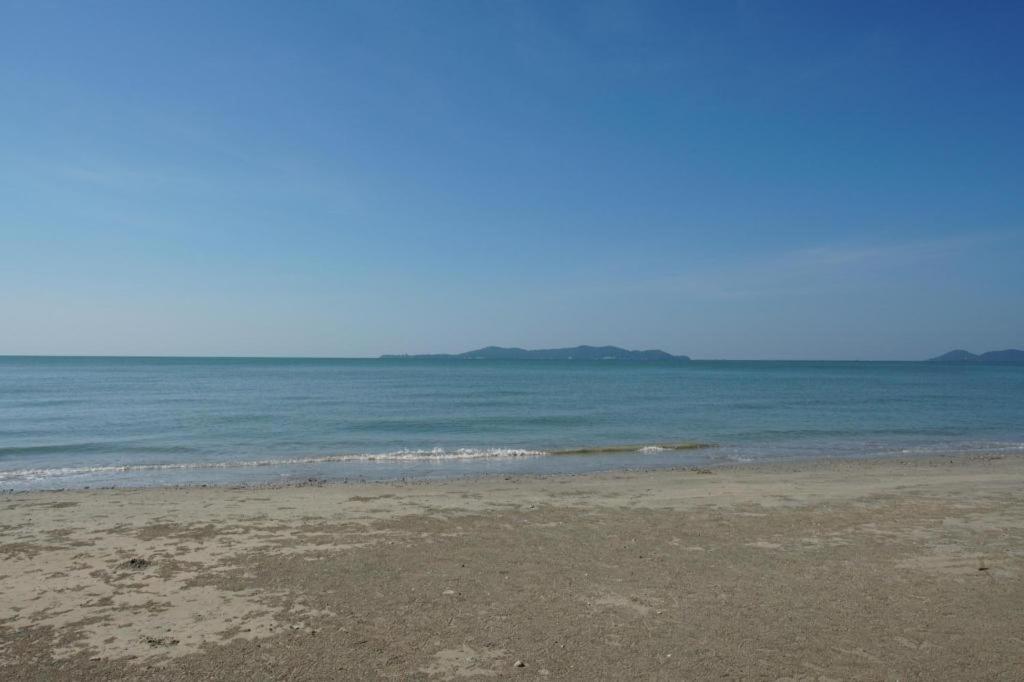 Chatnipa Beach Resort By Morseng Ban Hat Lek Eksteriør billede